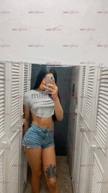 FOTOS DE CHICA TRANS VERSATIL HORMONIZADA Y DOTADA ESPECIALMENTE PAR TI