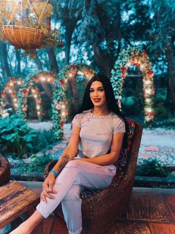 FOTOS DE CHICA TRANS VERSATIL HORMONIZADA Y DOTADA ESPECIALMENTE PAR TI
