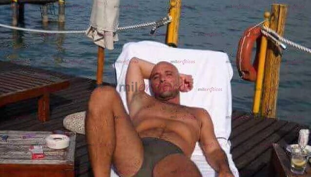 FOTOS DE GIGOLO SAN BIAGIO E TERRACINA 3343336153 GIGOLO SUPERDOTATO E TRASGRESSIVO