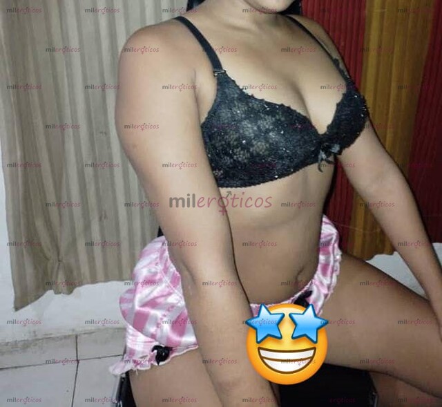 FOTOS DE HOLA SOY MELANY UNA MUJER CHIQUITA HERMOSA PELINEGRA CON GANA DE SACARTE LA LECH