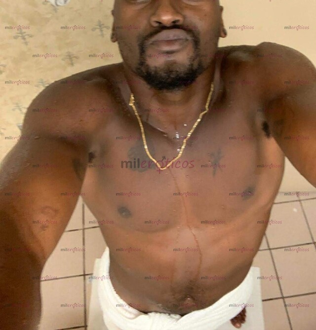 FOTOS DE NEGROTE BIEN DOTADO, SOLO POR UNOS DIAS EN MERIDA