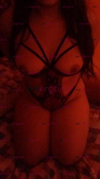 FOTOS DE CHICA CALIENTE CON LUGAR INCLUIDO VAMOS A COGER RICO