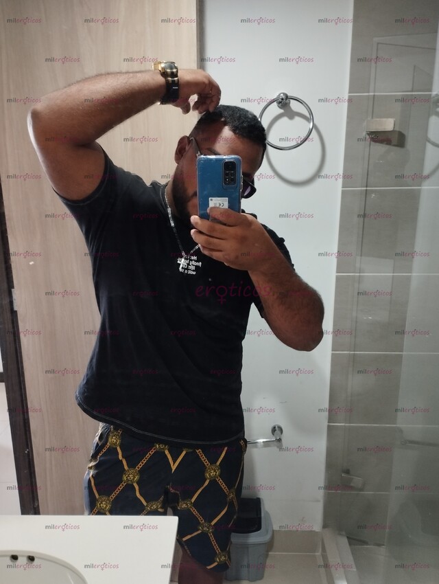 FOTOS DE COSTEÑO BIEN DOTADO DISPUESTO A COMPLACERTE VEN Y DISFRUTEMOS