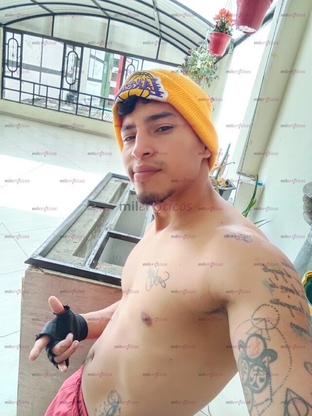 FOTOS DE COSTEÑO ATRACTIVO Y COMPLACIENTE 10 DE 10