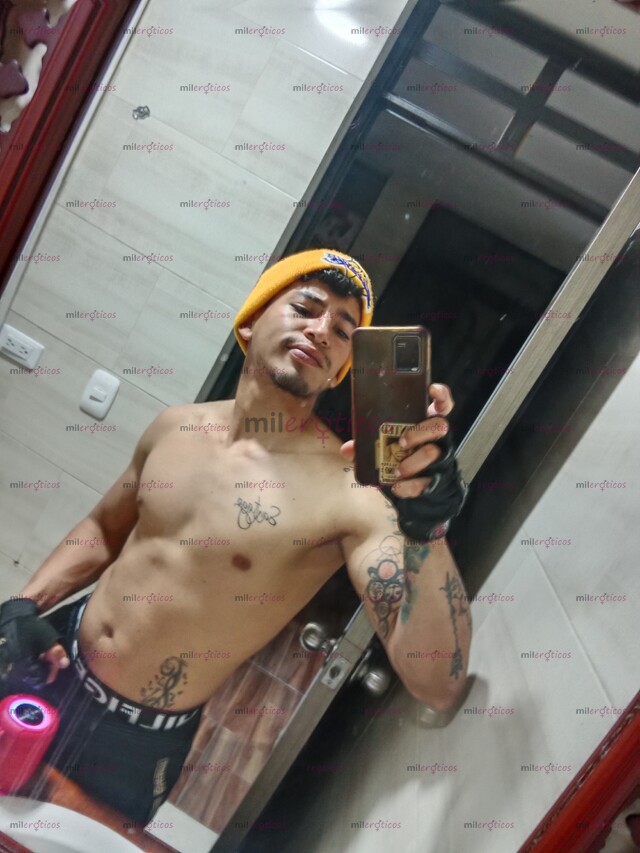 FOTOS DE COSTEÑO ATRACTIVO Y COMPLACIENTE 10 DE 10