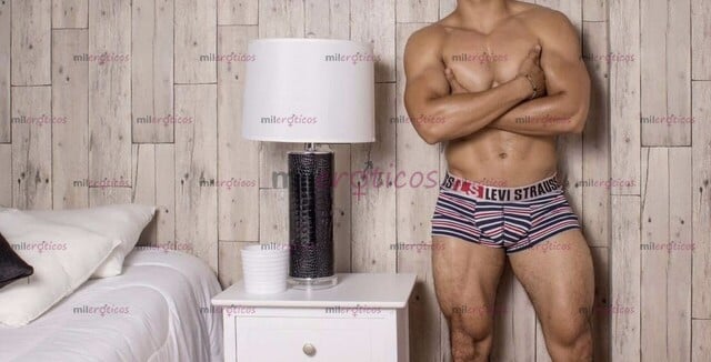 FOTOS DE CHICO NUEVO CON POCOS DIAS EN MEDELLÍN VERSÁTIL