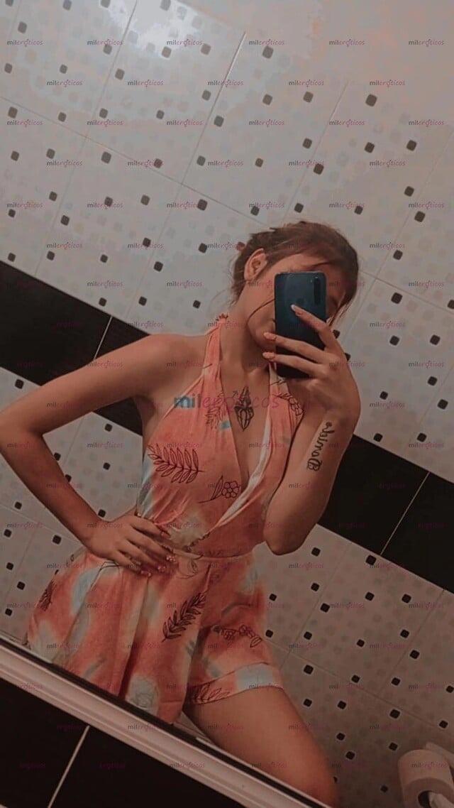 FOTOS DE SOY UNA MUJER NATURAL DULCE , DELGADA ESTUDIANTE DE MEDICINA VETERINARIA