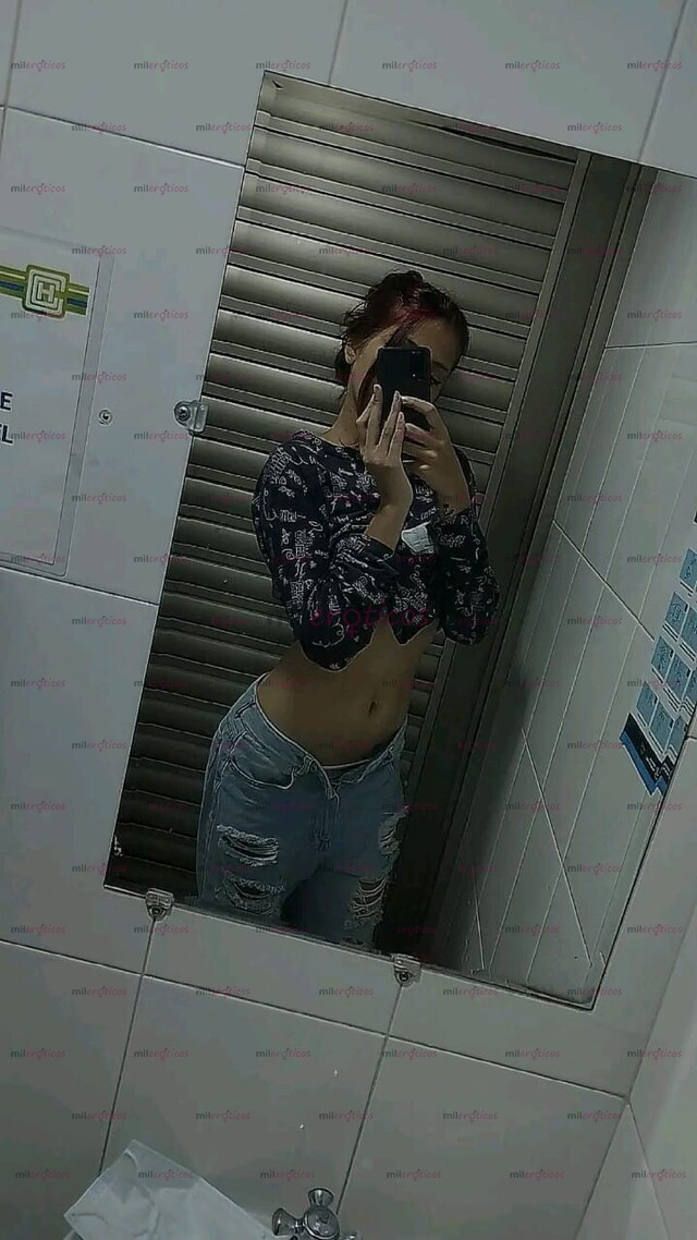FOTOS DE SOY UNA MUJER NATURAL DULCE , DELGADA ESTUDIANTE DE MEDICINA VETERINARIA