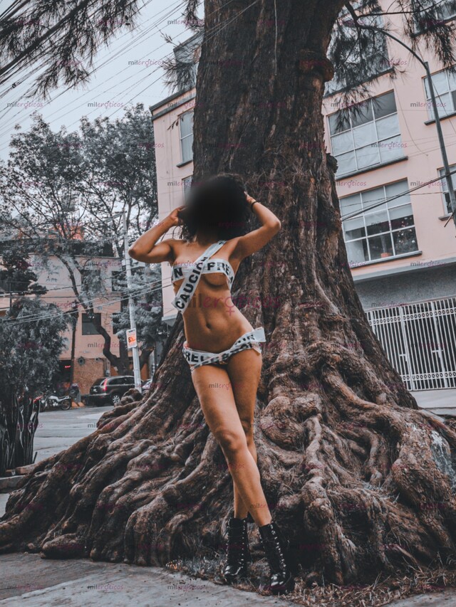 FOTOS DE VENEZOLANA LLEGA A TU PAÍS SÚPER CALIENTE, TODA UNA NINFÓMANA!