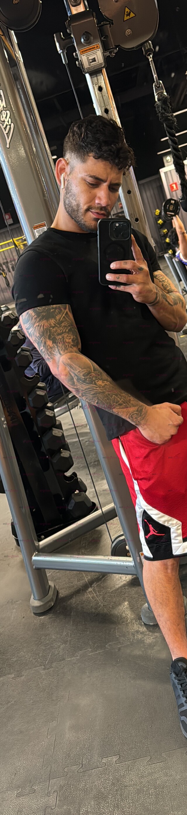 FOTOS DE LATINO,PAISA,VERGON,SERIO,ACTIVO,CALIENTE