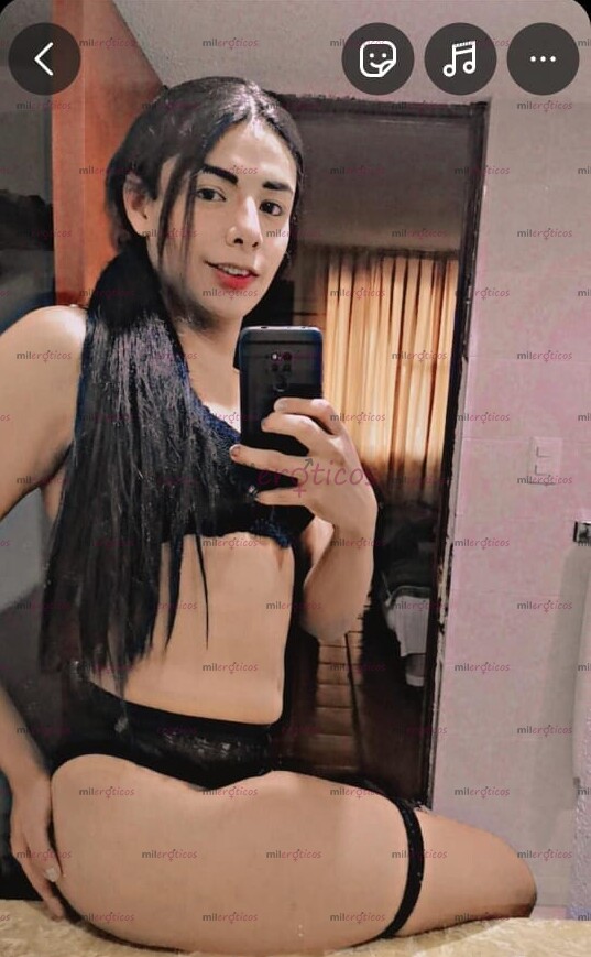 FOTOS DE NUEVA CHICA DE TAN SOLO 19 AÑOS MUY CALIENTE Y DISCRETA