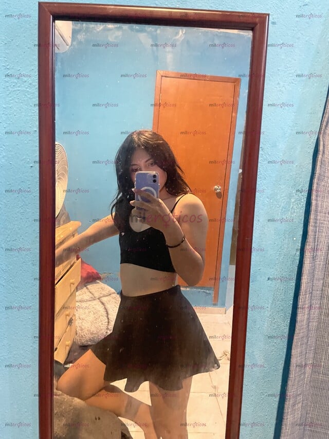FOTOS DE LECHERA Y TRAGONA NIÑA CALIENTE Y CANCHONDA MIA FLORES