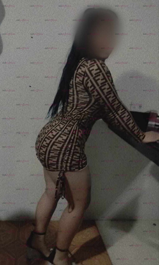 FOTOS DE LESLIE.. UN MUJERON SUPER ARDIENTE Y CACHONDA CON UNAS GANAS LOCAS DE QUE ME COJ