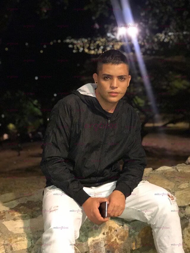 FOTOS DE CHICO SEXY CULO GRANDE BUSCA COMPLACER TUS DESEOS.