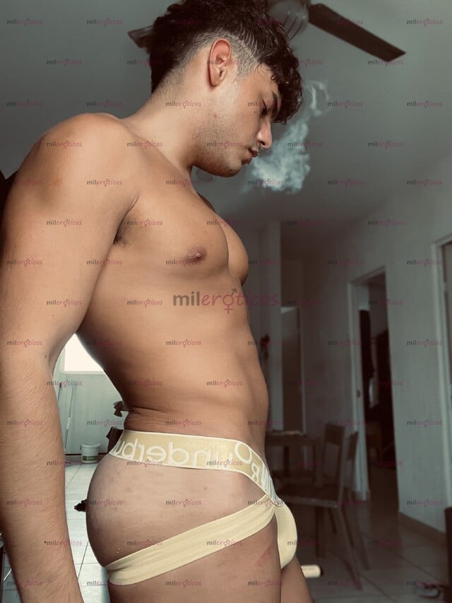 FOTOS DE ACOMPAÑANTE , MASAJISTA , CONSEJERO, COCINERO.