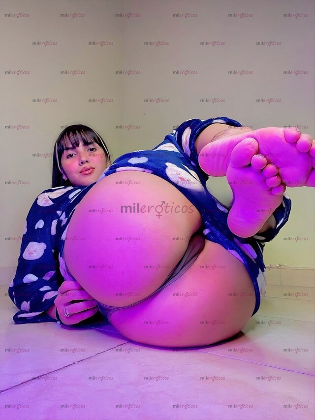 FOTOS DE DESEAS TENERME EN 4 , YO TAMBIEN LO DESEO. NO DEMORES PLIS BEBE.