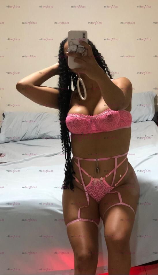 FOTOS DE 50K CHOCOLATE PARA QUE SABOREES DE PIES A CABEZA, EL MEJOR SEXO... TE ESPERAMOS