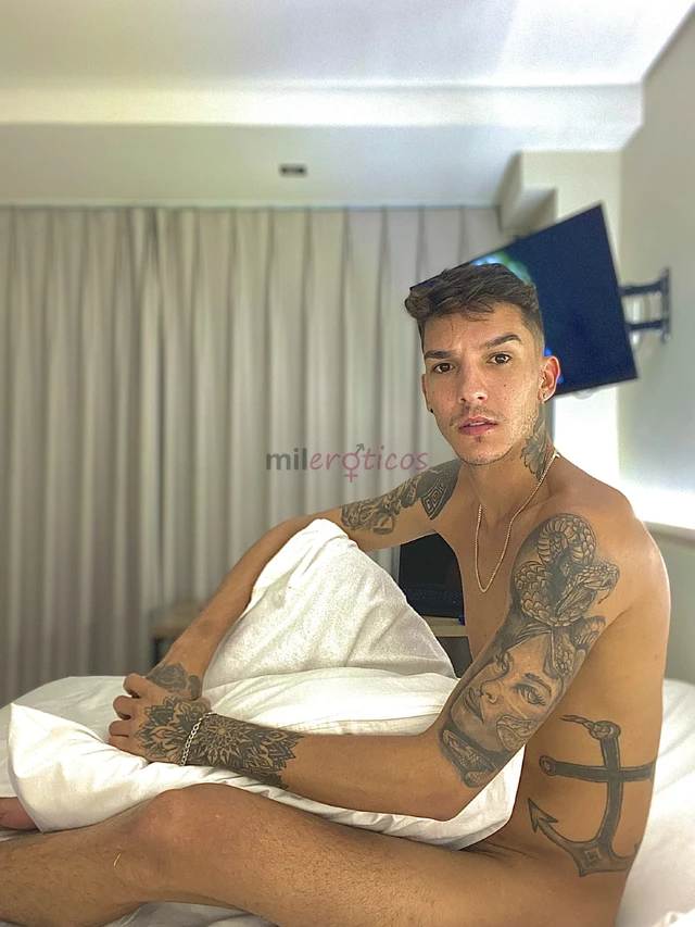 Novidade em sorocaba sou barbeiro naturista e atendo a vontade de cueca ou nu como preferir com opcao de finalizar com muita putaria e sacanagemlocal...