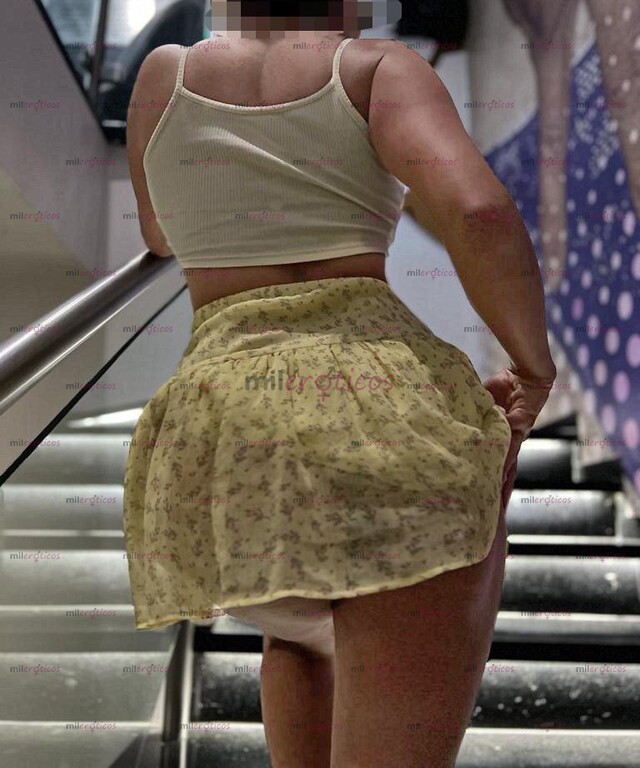 FOTOS DE ESTAS CHICHOTAS ESPERAN PARA HACERTE UNA RUSA DELICIOSA MIENTRAS TE LA CHUPO.