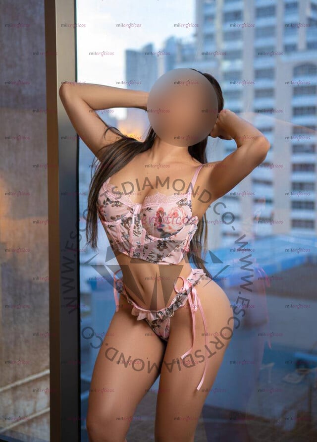 FOTOS DE IG 1H 700K ESCORTS EXCLUSIVAS PROFESIONAL DE LUJO A DOMCIILIO A HOTELES