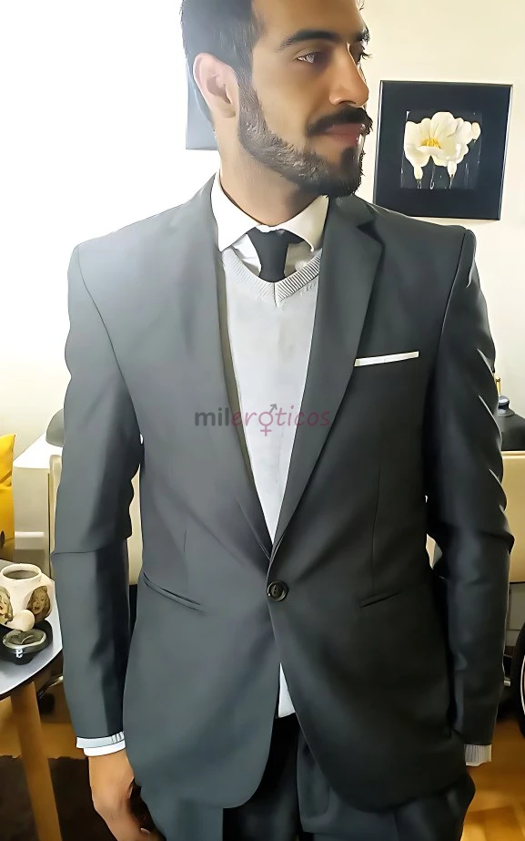 Queridas damas mi nombre es juli dogan acompanante vipde mi enfoque no se limita unicamente a lo carnal va mucho mas alla puedo ser quien ustedes dese...