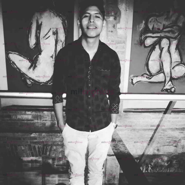 FOTOS DE JOVEN CARISMÁTICO, RESPETUOSO Y ENÉRGICO LISTO PARA COMPLACER, 2227480493