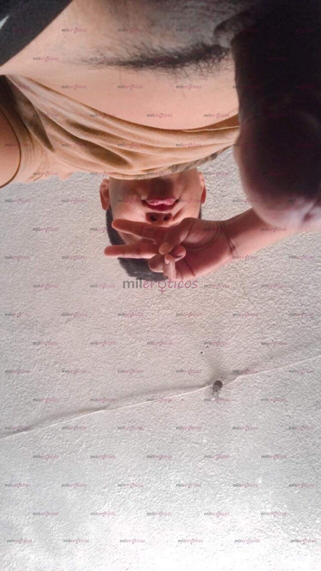 FOTOS DE JOVEN CARISMÁTICO, RESPETUOSO Y ENÉRGICO LISTO PARA COMPLACER, 2227480493