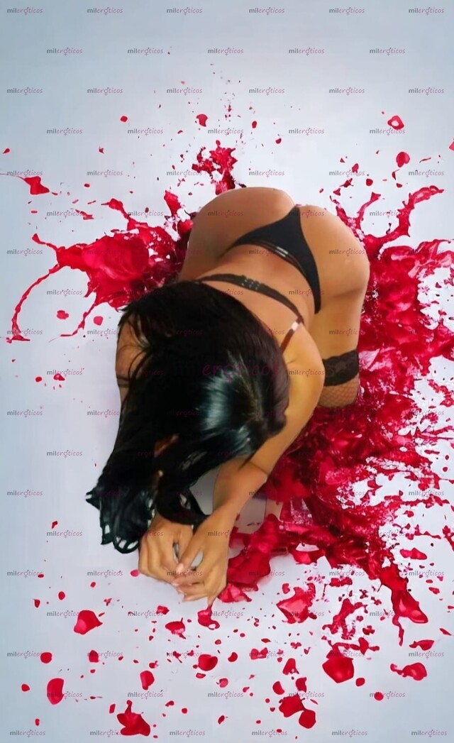 FOTOS DE SOLO PARA COMPLACERTE CON PASION Y LUJURIA MORENAZA VOLUPTUOSA