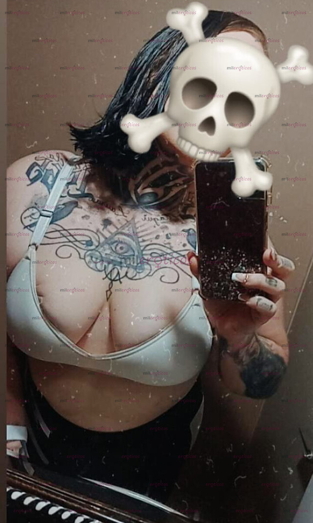 FOTOS DE QUE HACES TOCANDOTE SOLITO , CUANDO PUEDES ESTAR RICO CONMIGO!