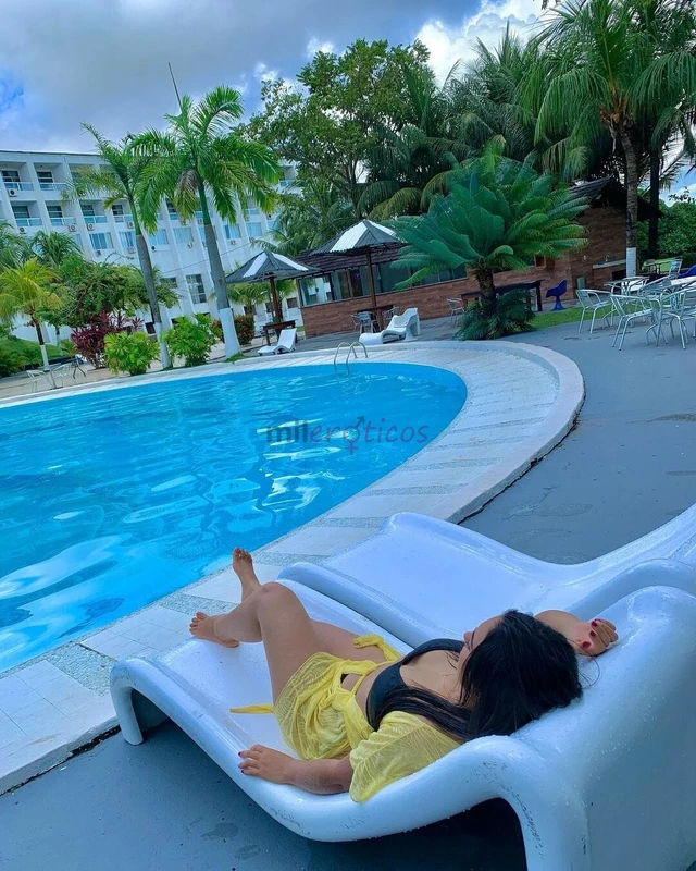 Ola meu nome a paulinha tenho 33 anos sou uma linda acompanhante atendo na cidade de duque de caxias no centro meu atendimento e 170 uma horinha atend...