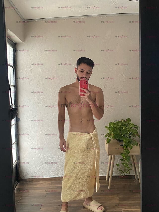 FOTOS DE JOVEN VERGON, GUAPO CON BARBA, BUENA ONDA, PARA PASAR UN MOMENTO AGRADABLE