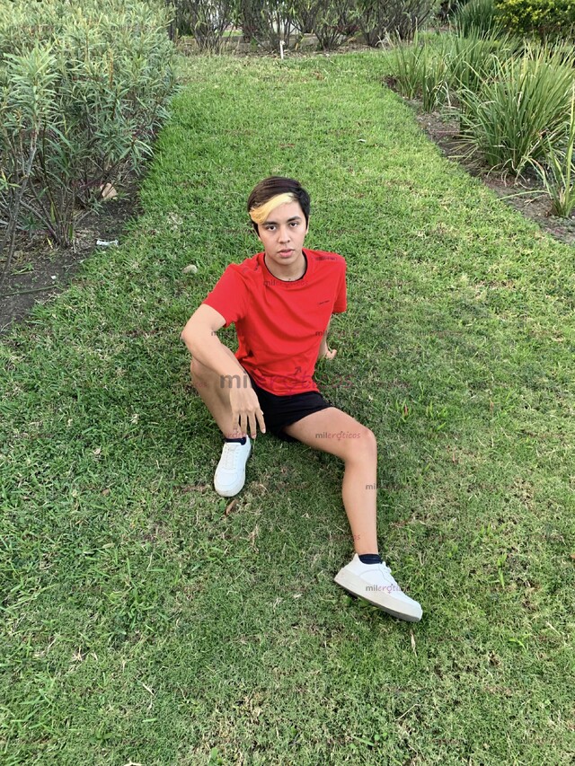 FOTOS DE ÚNICOS DÍAS MARIO EL CHICO DE TUS SUEÑOS, HERMOSO, SENSUAL, EDUCADO E HIGIÉNICO.