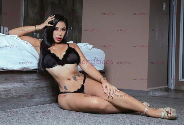 FOTOS DE SENSUALIDAD Y EROTISMO, UN DELICIOSO MASAJE CON EXQUISITAS MANOS DELICADAS
