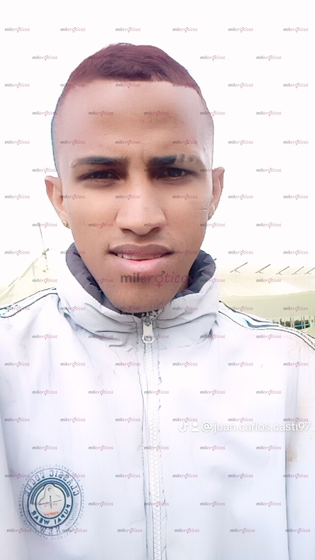 FOTOS DE SOY UN CHICO FLACO DE ALTA ESTATURA CON PENE GRANDE PARA COMPLACER BIEN RIKO