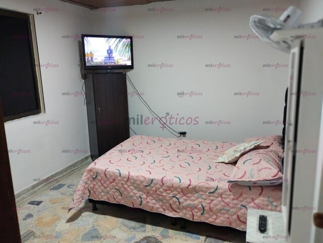 FOTOS DE HABITACIONES DISPONIBLES CON BAÑÓ PRIVADO Y AGUA CALIENTE EN PEREIRA CENTRÓ