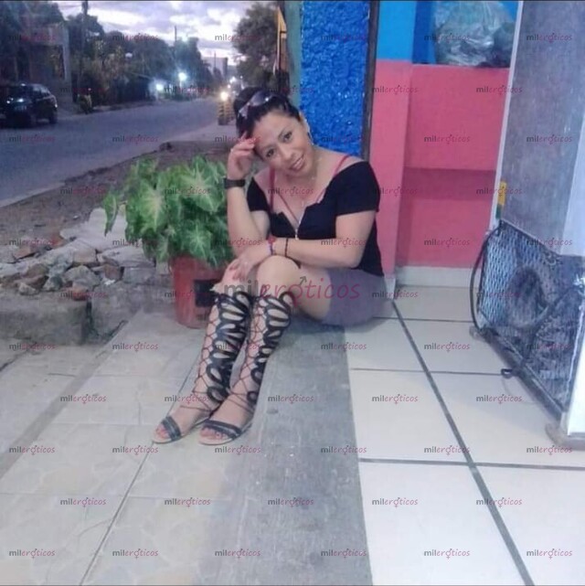 FOTOS DE SERÍA COKETA & TÍMIDA SOY TU MEJOR OPCIÓN ECHALE UN VISTASO AMIS FOTOS 100% FEM