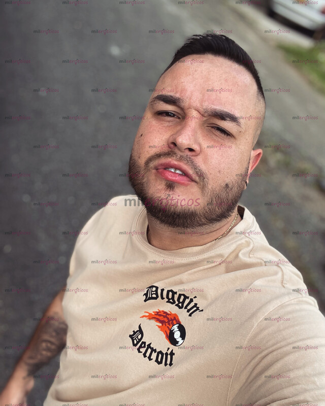 FOTOS DE POLLO CALIENTE, BUEN POLVO, VERS Y FETICHISTA