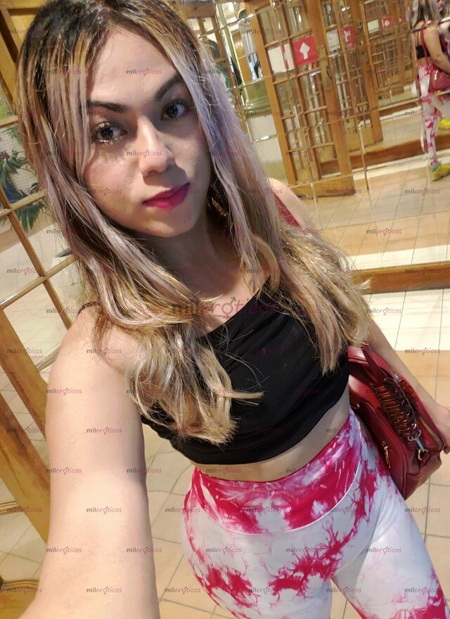 FOTOS DE DELGADITA,JOVENCITA,SEXOSA...!!!! Y COMPLACIENTE