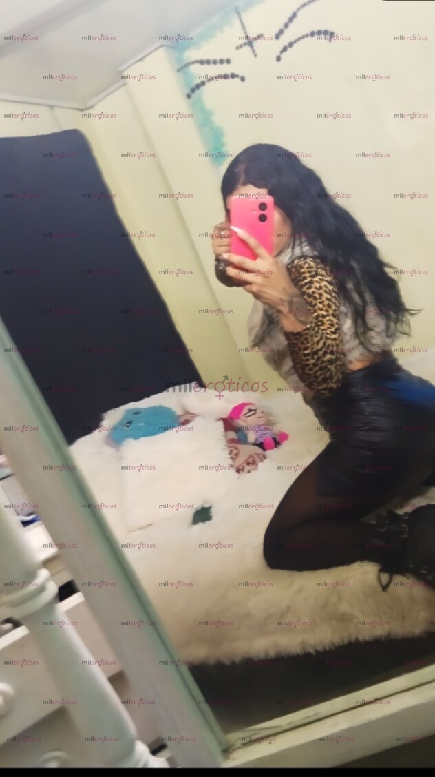 FOTOS DE RICA MORENA LATINA SUPER MÓRBOSA CON MUCHAS GANAS DE FOLLAR