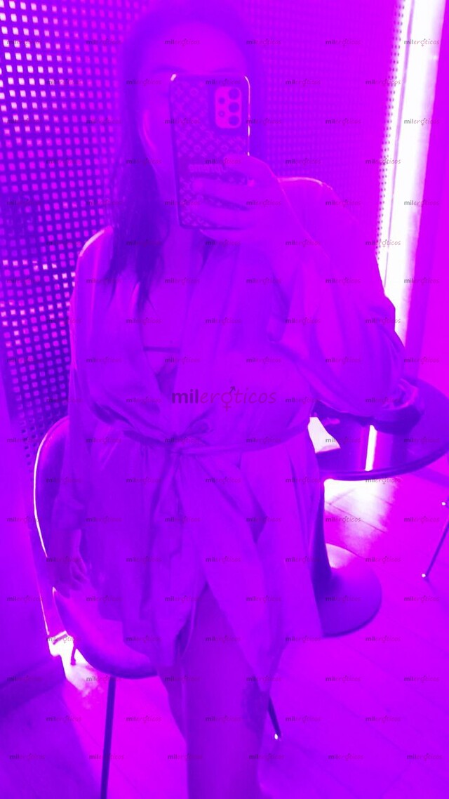 FOTOS DE PELINEGRA ALTA GARGANTA PROFUNDA DEJATE CONSENTIR CUENTO CON LUGAR