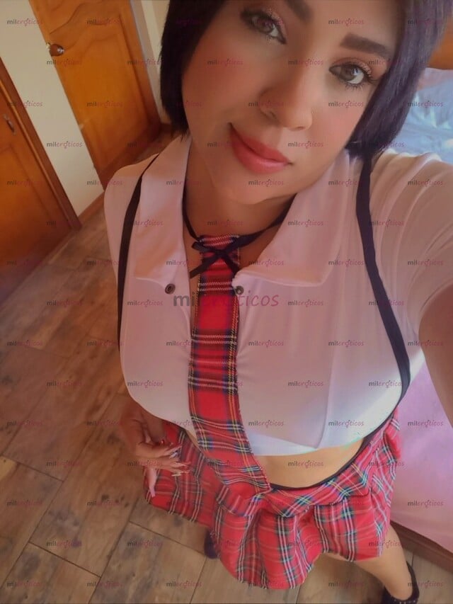 FOTOS DE CAMILA EXOTICA DESLUMBRANTE Y SENSUAL ALUMNA SERE TU MEJOR POLVO