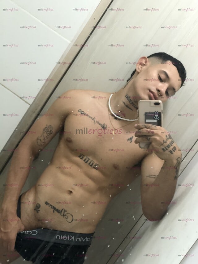 FOTOS DE RANDY CHICO ARDIENTE CUERPO SEXY VERGA 23 CM