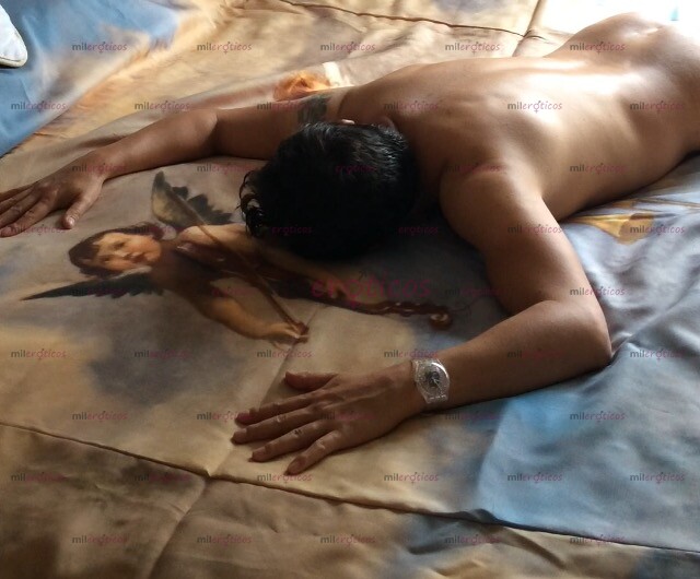 FOTOS DE HOLA SALUDOS AQUÍ ACOMPAÑANTE PASIVO DE BUEN CUERPO. ATLÉTICO $. $