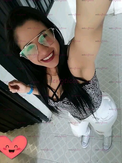 FOTOS DE HOLA MI NOMBRE ES NIKOL. RICOS MASAJES. ESCRIBEME