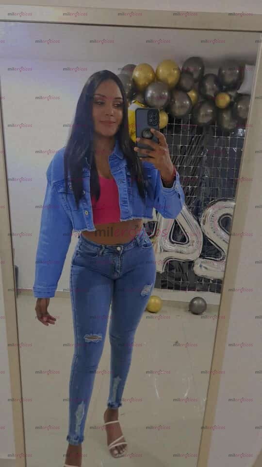 FOTOS DE FLACA LINDA DE RICAS NALGAS, LISTA PARA COMPLACER TUS FANTASÍAS