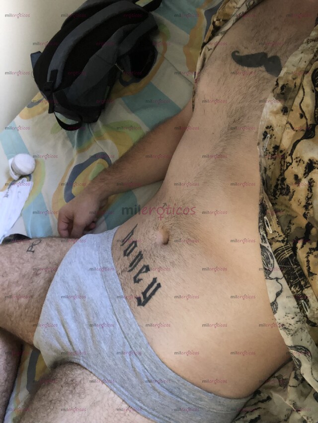 FOTOS DE JOVEN DE 22 AÑOS VELLUDO 1.70 DE ESTATURA ABIERTO A TODO WHATSAPP 3214655910