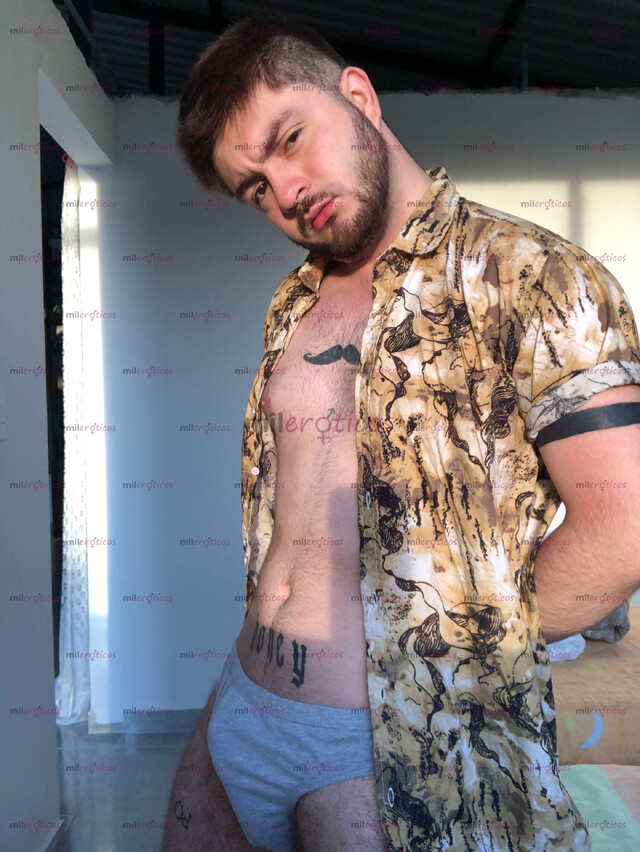FOTOS DE JOVEN DE 22 AÑOS VELLUDO 1.70 DE ESTATURA ABIERTO A TODO WHATSAPP 3214655910