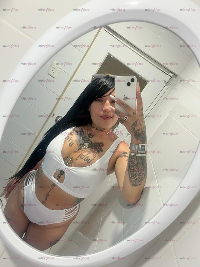 FOTOS DE HERMOSA Y EXÓTICA TATUADA LLEGÓ DISPUESTA A COMPLACERTE