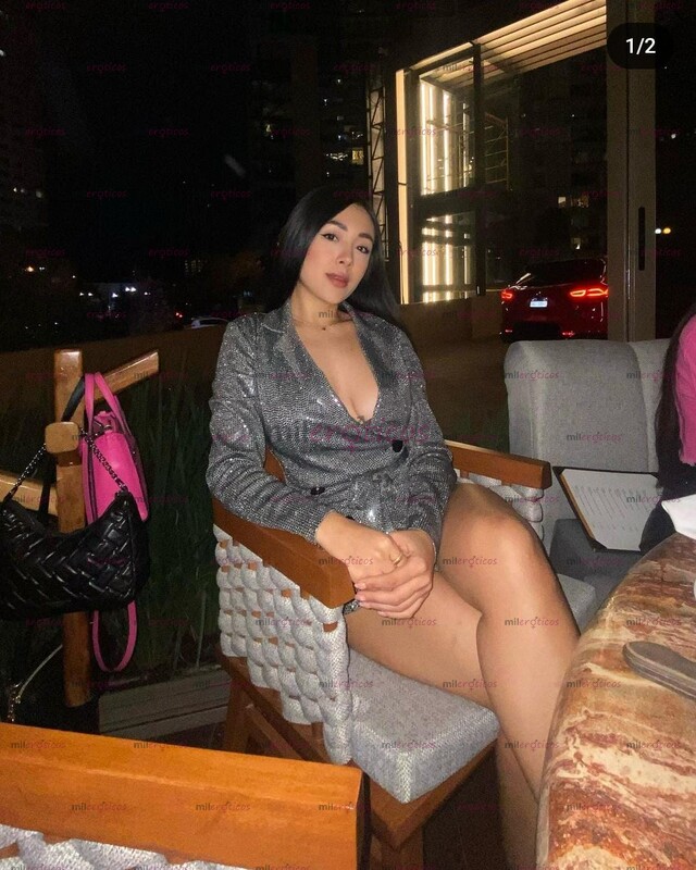 FOTOS DE DANIELA HERMOSA TAPATÍA RECIÉN LLEGADA SÚPER SEXI Y ELEGANTE , DISFRÚTALO!