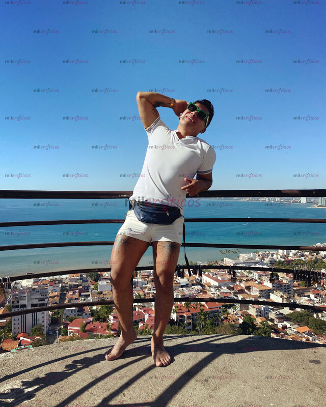 FOTOS DE CHICO GUAPO TATUADO VERGA GRUESA LECHOSA Y VENUDA PARA TI 22 CM